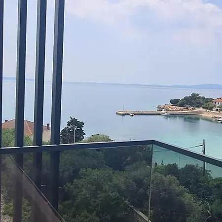 Apartments Solis, 50 M From The Sea - Jakisnica Exterior photo