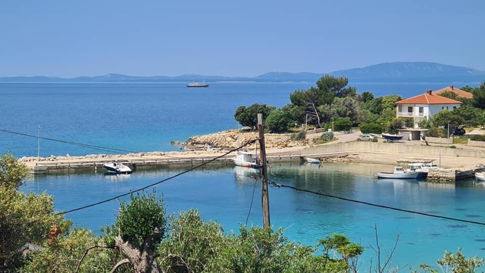 Solis, 50 M From The Sea - Jakisnica