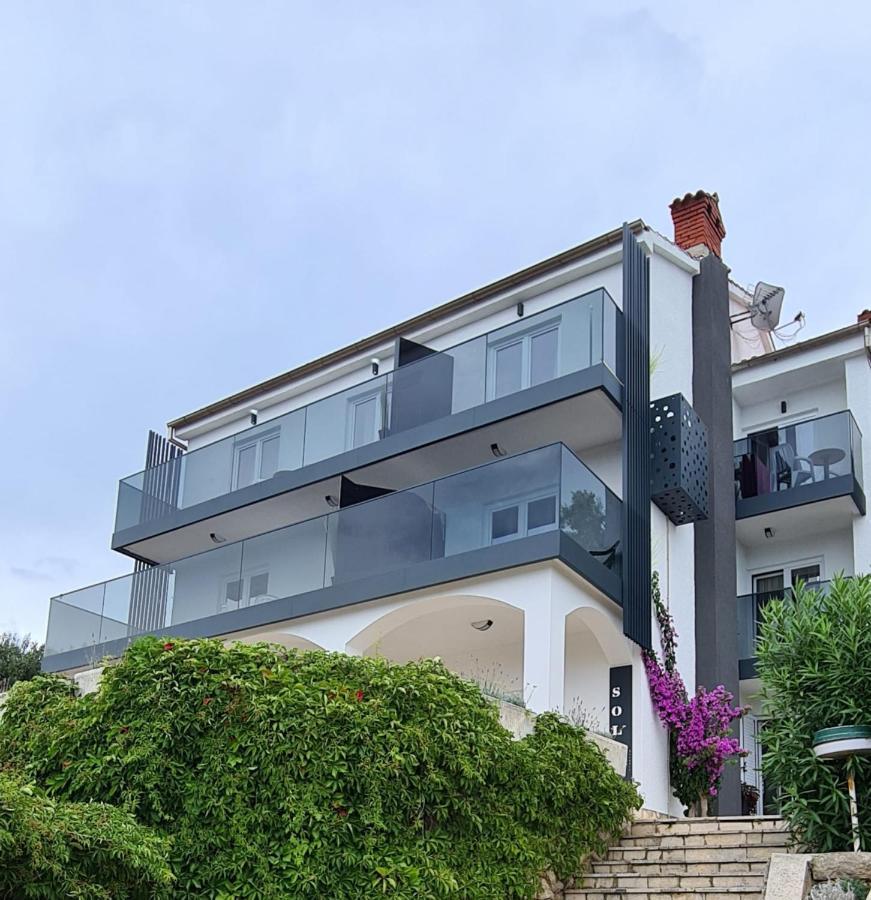 Solis, 50 M From The Sea - * Jakisnica